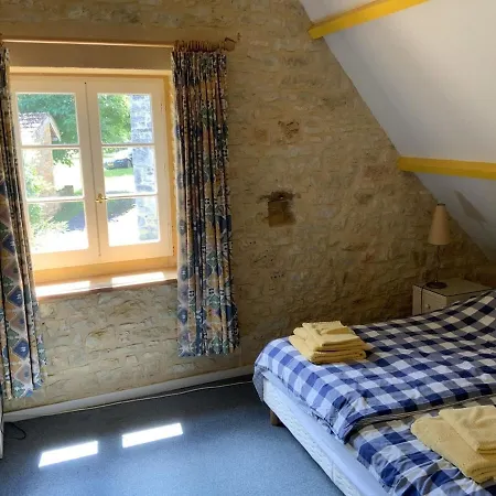 Beautiful House With Private Swimming Pool - Les Morilles